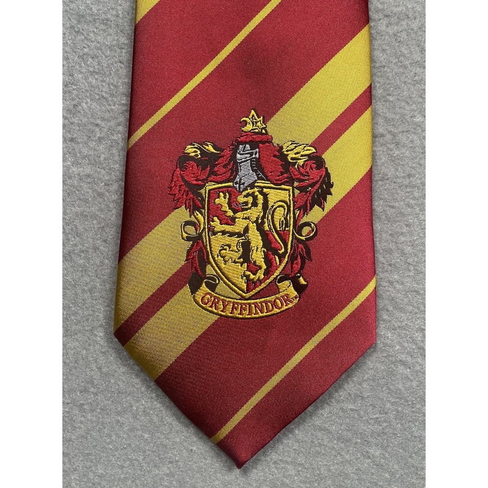 Harry Potter Men's Necktie Tie Polyester Gryffindor Crest Maroon Gold Stripe 54"
